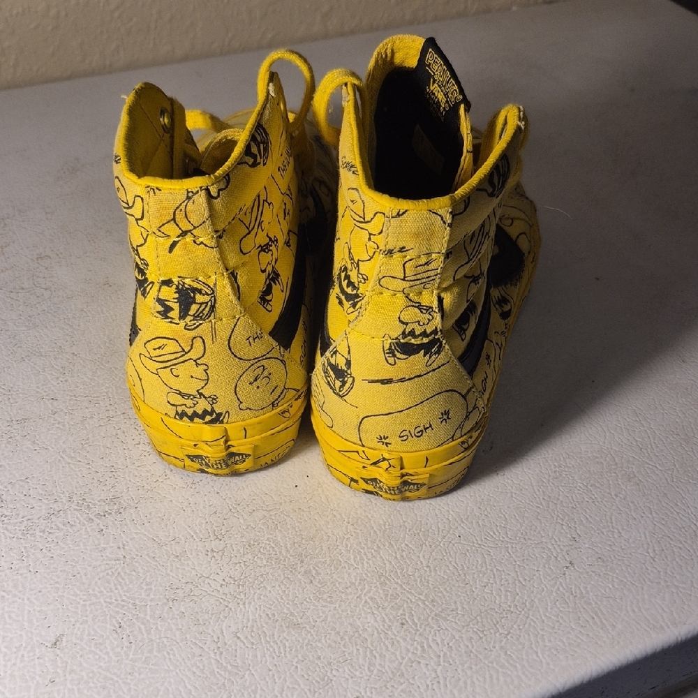 Vans PEANUT SKATE Hi Top Shoes - Picture 3 of 10
